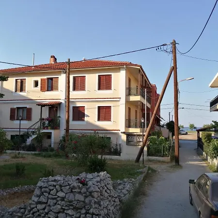 Alexandra Apartment Ierissos