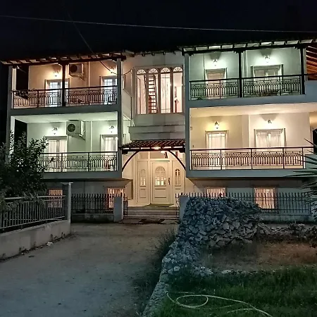 Apartment Alexandra